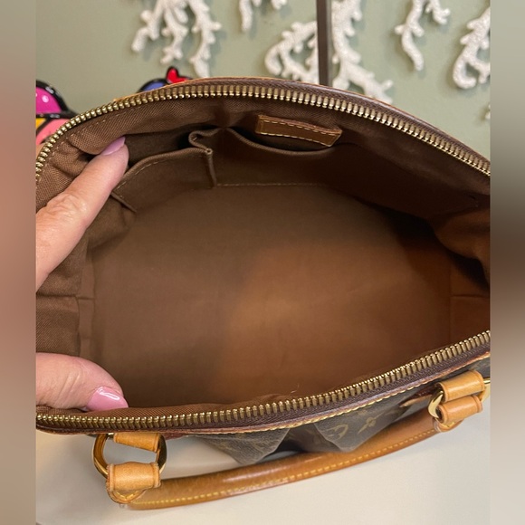 Louis Vuitton Tivoli Handbag PM - Picture 5 of 7